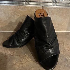 Mix mooz leather mules